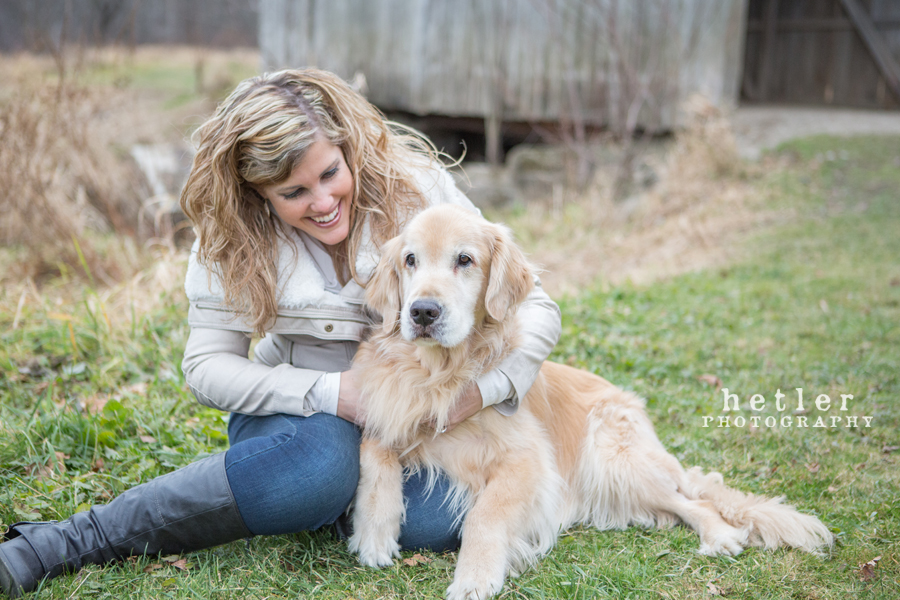 grand rapids family photography near grand river with golden retrievers 0003