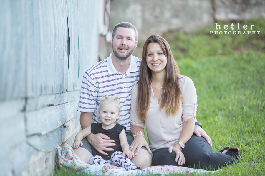 grand rapids family photography in cornfield 0007