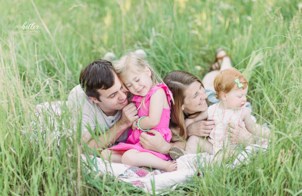 Family photos at Hager Park in Jenison Michigan