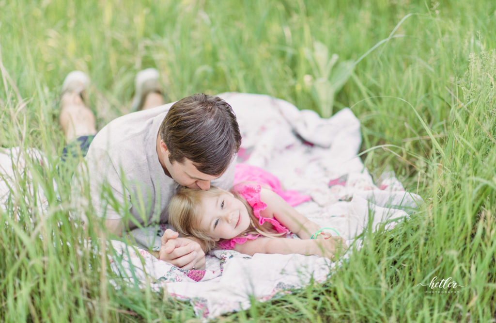 Family photos at Hager Park in Jenison Michigan