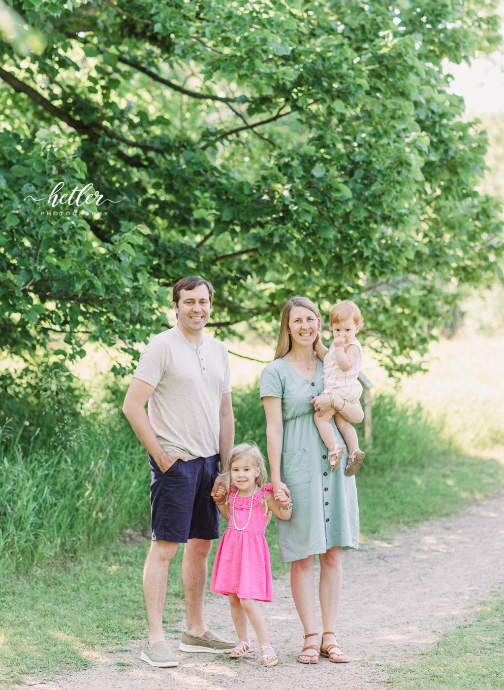 Family photos at Hager Park in Jenison Michigan