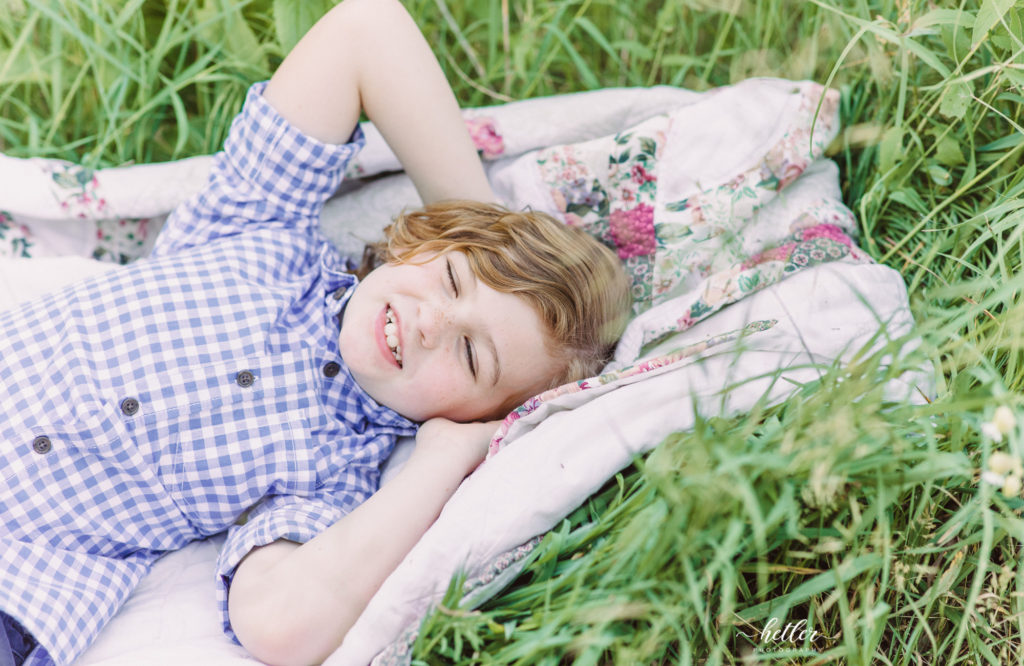 Family photos at Hager Park in Jenison Michigan