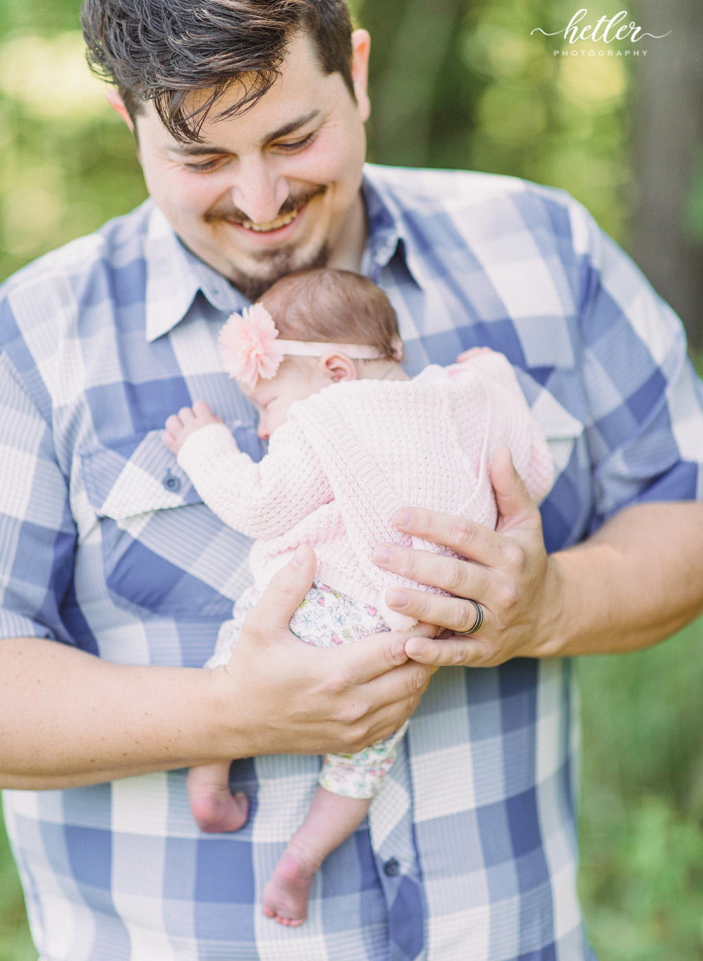 Sparta Michigan newborn photos with a sweet baby girl named Isla