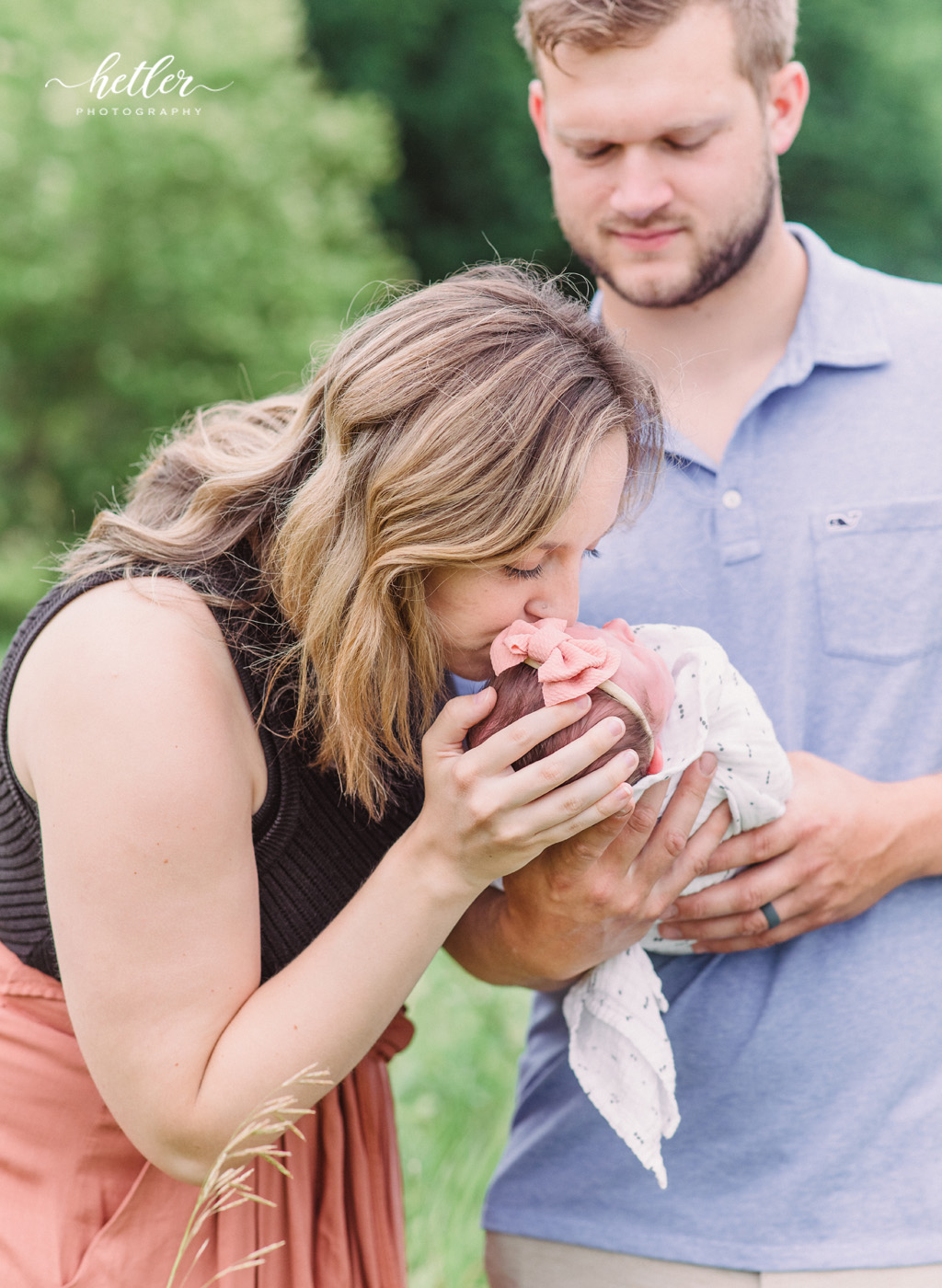 Summer newborn photos outdoors at Hager Park in Jenison Michigan