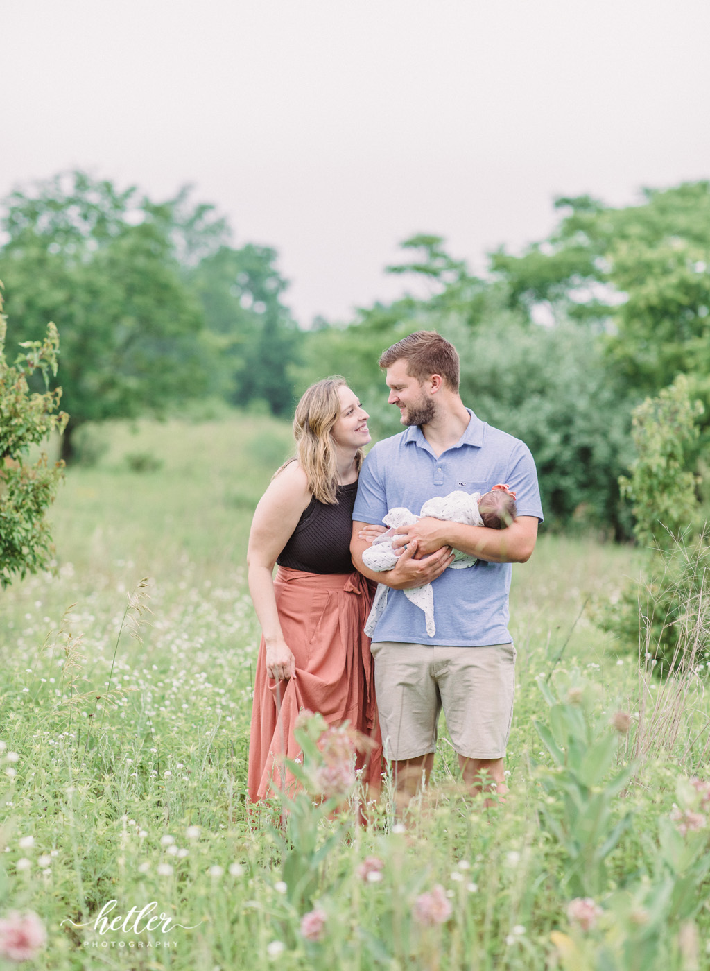 Summer newborn photos outdoors at Hager Park in Jenison Michigan