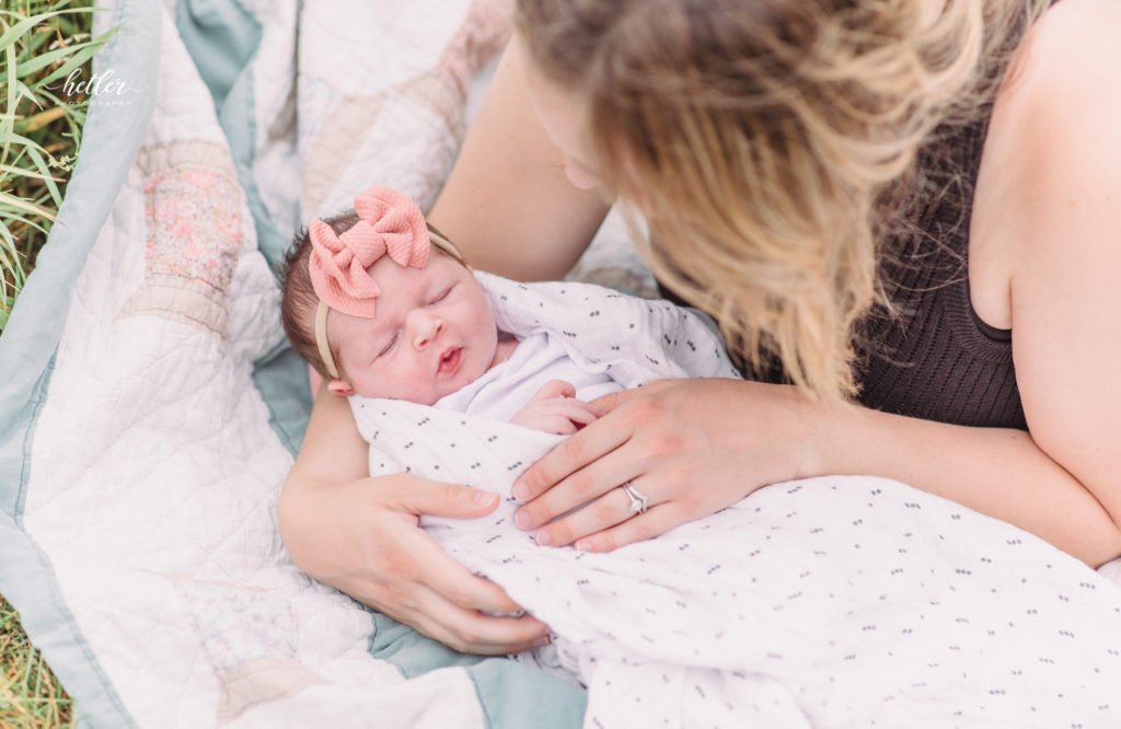 Summer newborn photos outdoors at Hager Park in Jenison Michigan