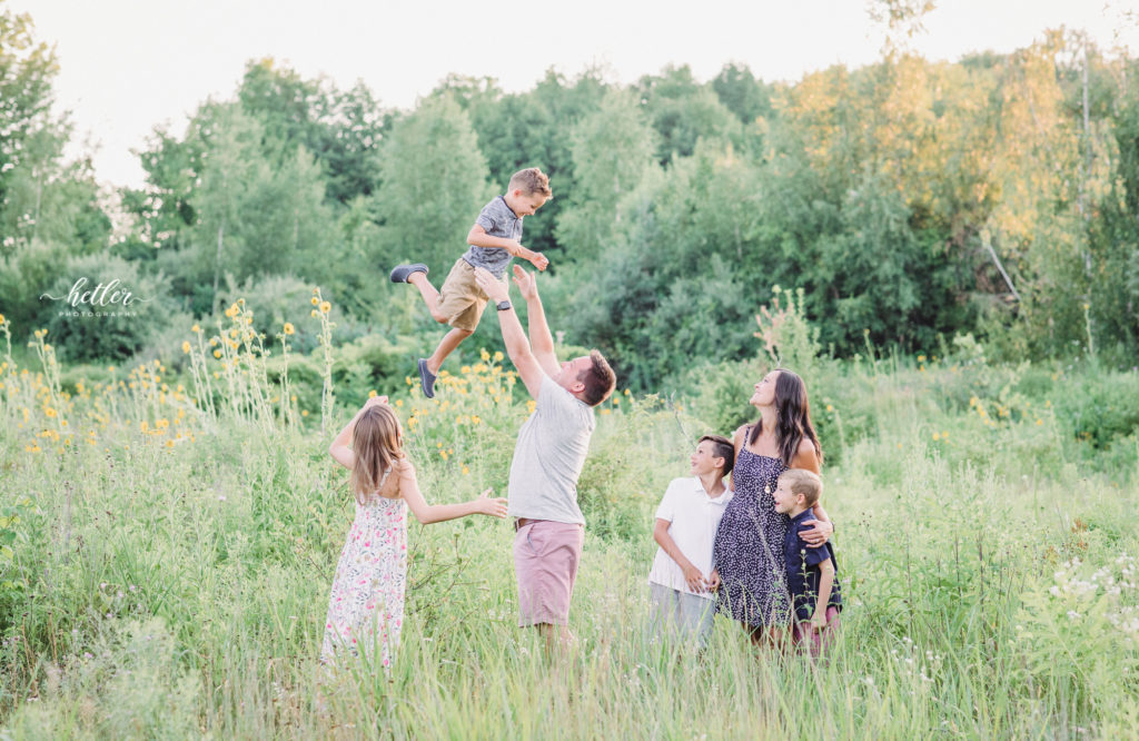 Wahlfield Park summer family photos in Grand Rapids, Michigan