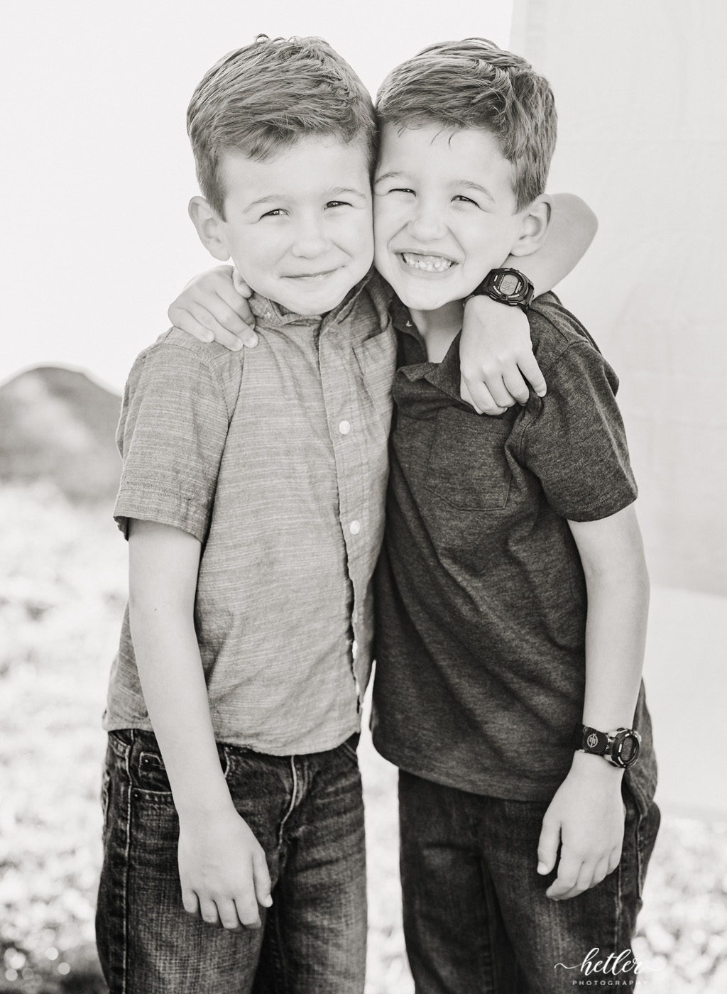 Rockford Michigan backyard mini session with a clothesline and garden theme