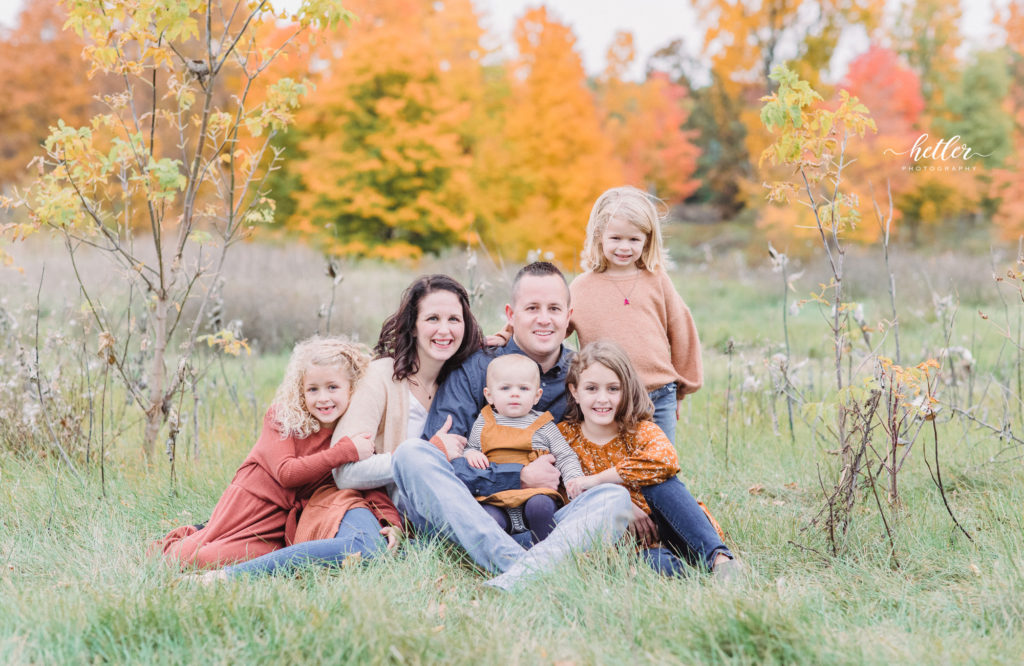 Fall family photo session at Hydrangea Blu Barn in Rockford Michigan