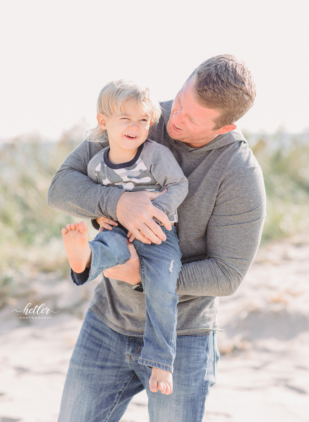 Muskegon beach family photos at PJ Hoffmaster park