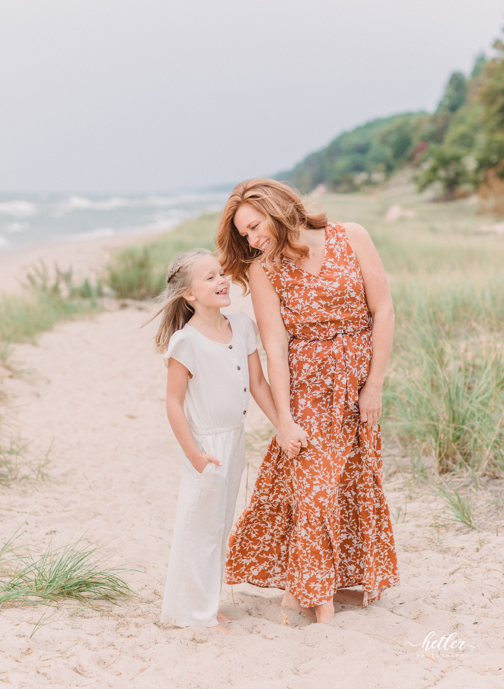 Muskegon extended family beach photo session at PJ Hoffmaster park along Lake Michigan