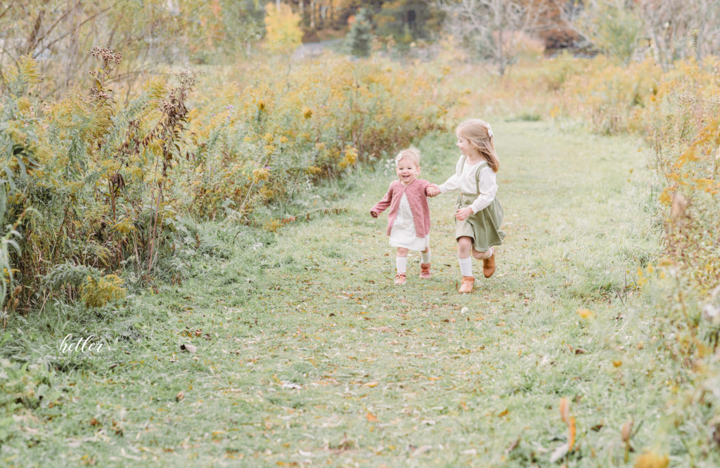 Fall family photos at Roselle Park in Ada Michigan