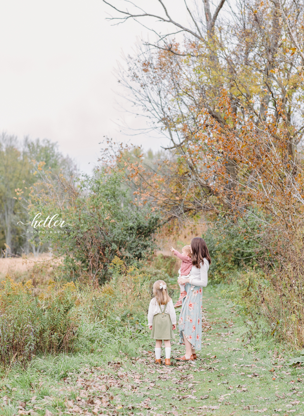 Fall family photos at Roselle Park in Ada Michigan