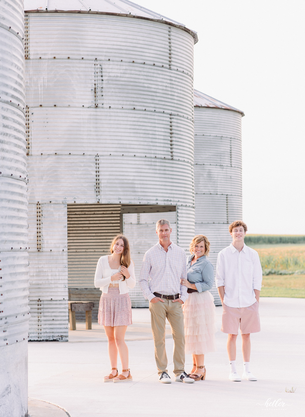 Frugthaven Farm family photo session in Greenville Michigan