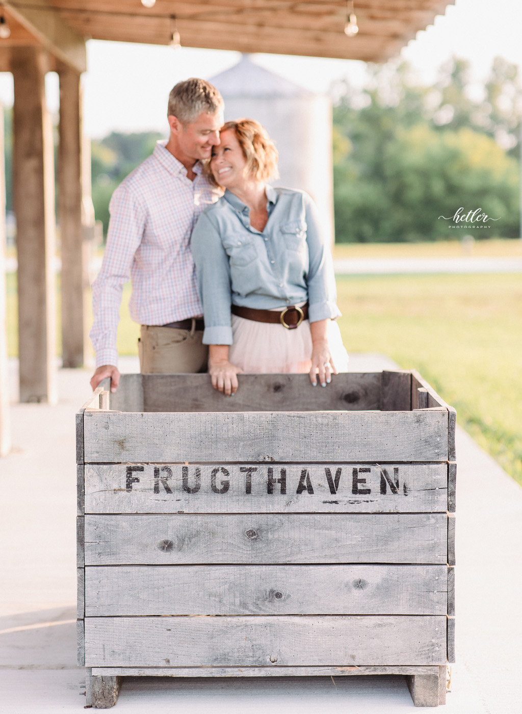 Frugthaven Farm family photo session in Greenville Michigan