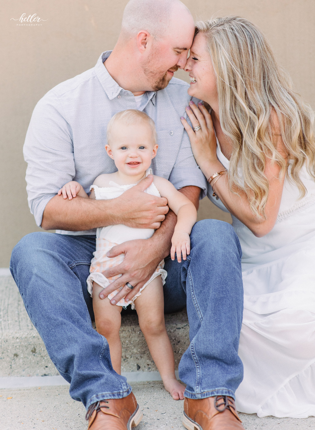 A downtown Grand Rapids family photo session with a light and airy style at the Grand Rapids Art Museum