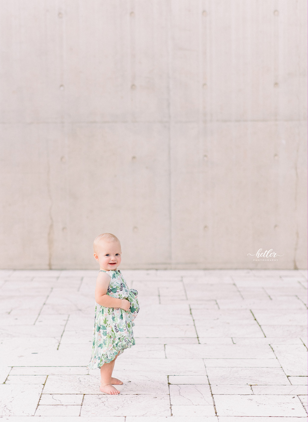 A downtown Grand Rapids family photo session with a light and airy style at the Grand Rapids Art Museum