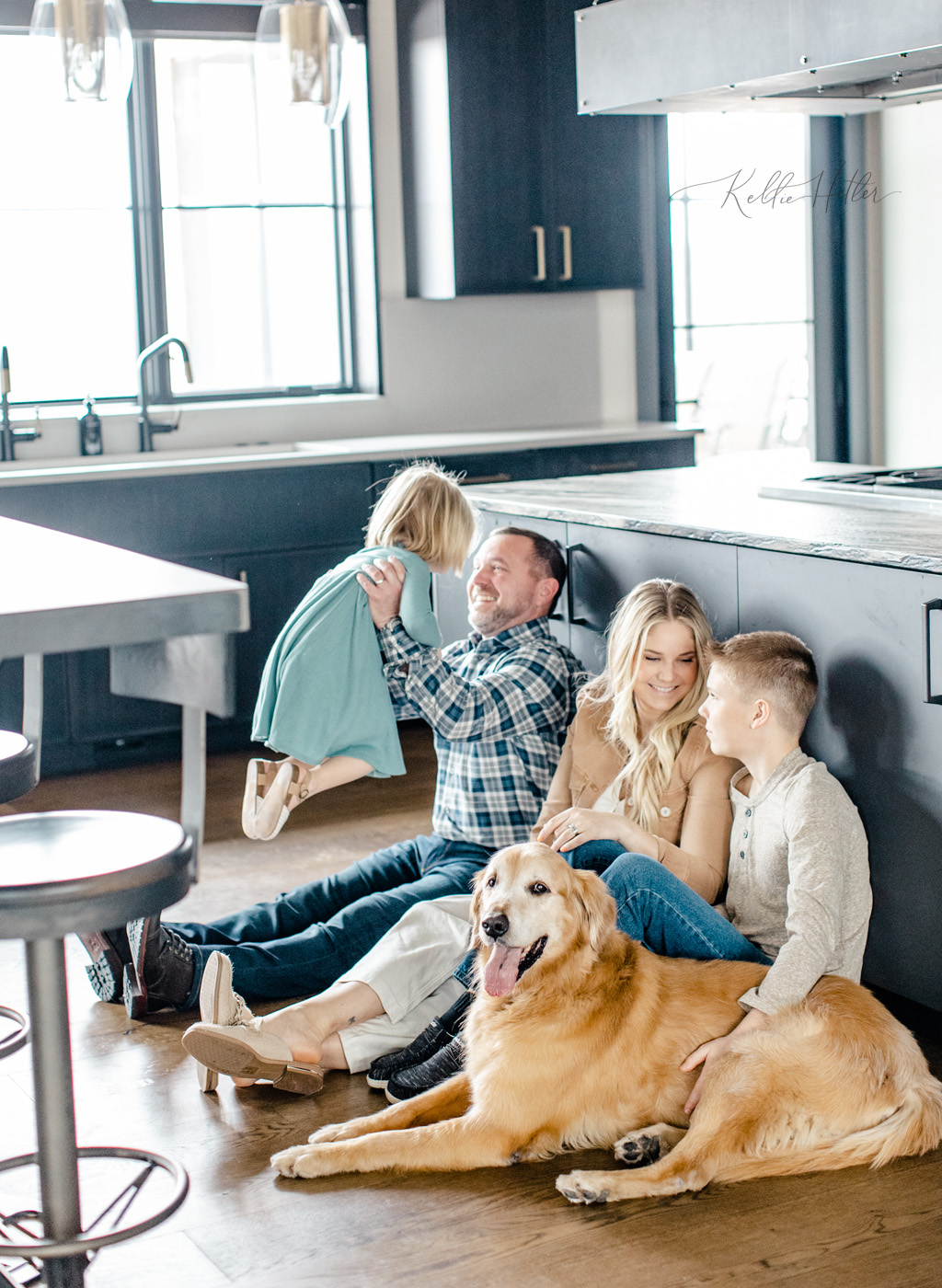 Grand Rapids family session at home with a sweet golden retriever