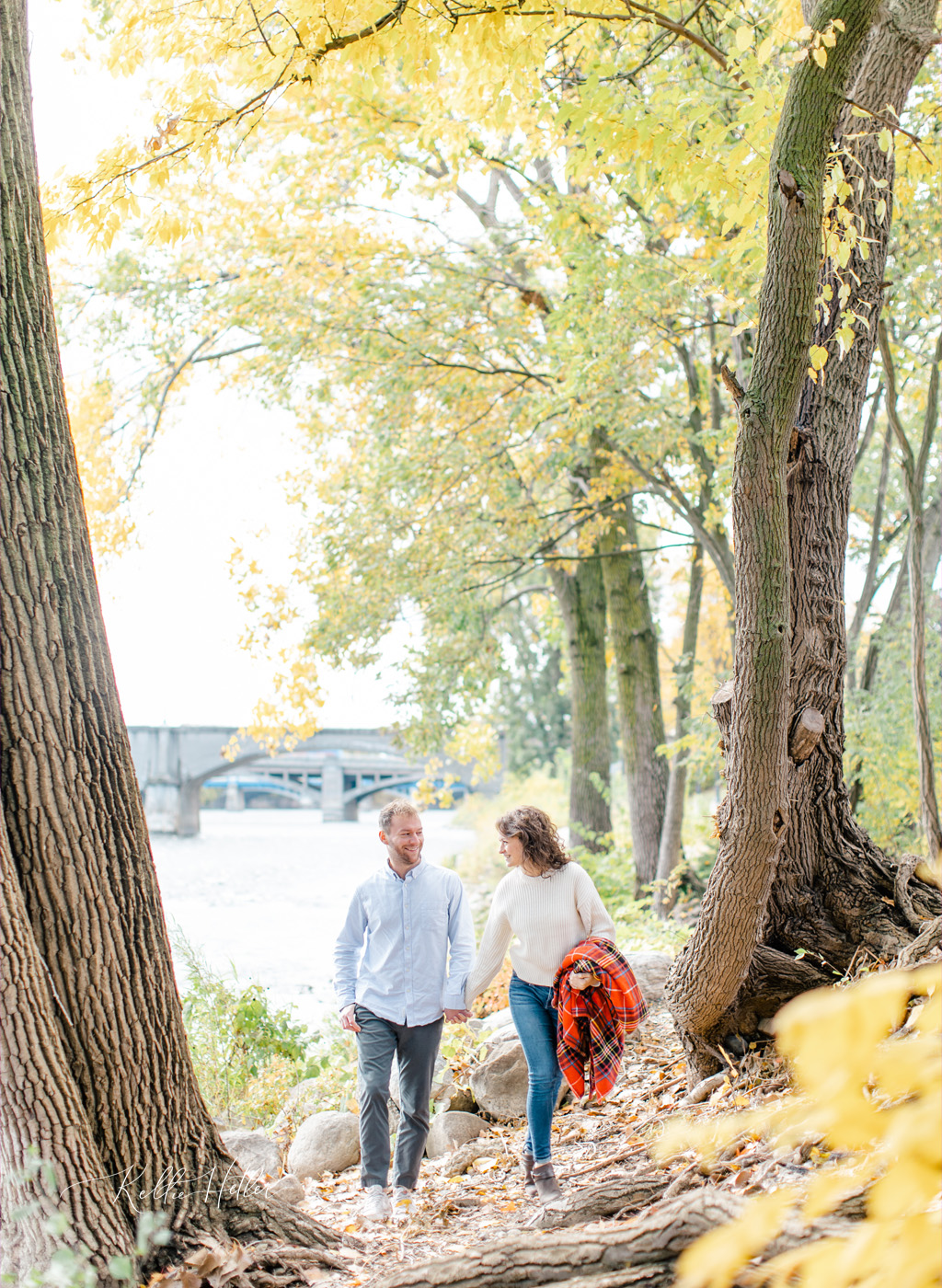 fall engagement session near the grand river