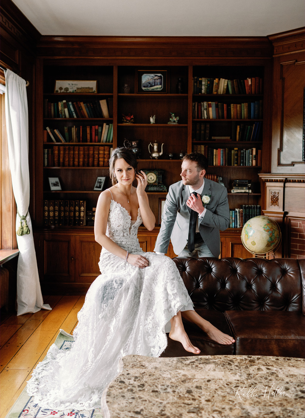 bridal portraits in the library at felt mansion