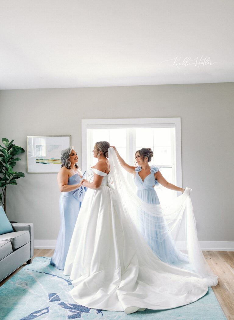 Bay Pointe Inn Wedding | Kellie Hetler Photography