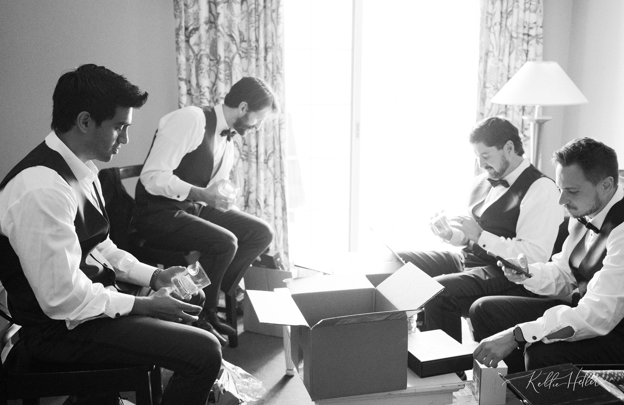 Bay Pointe Inn Wedding | Kellie Hetler Photography